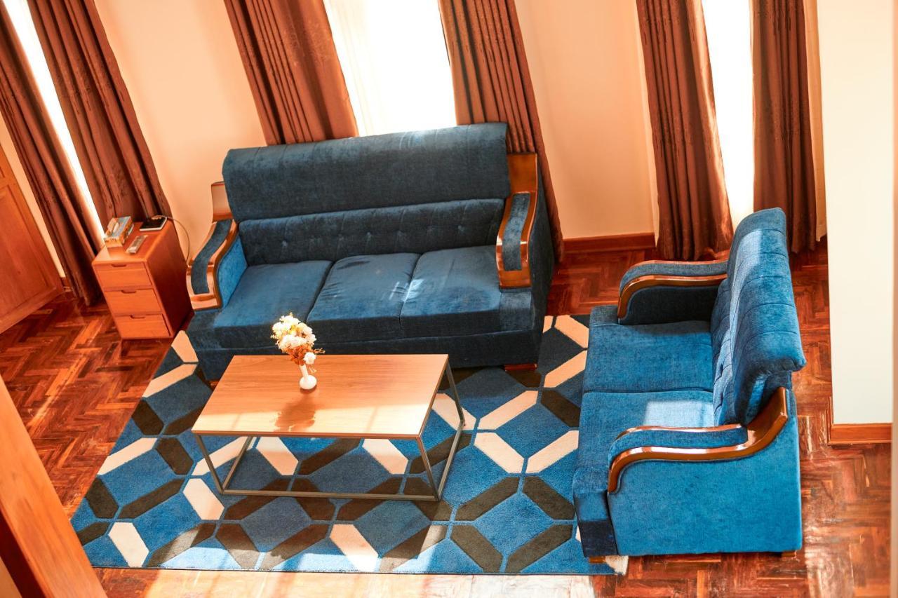 seven skies hotel Arusha Exteriör bild
